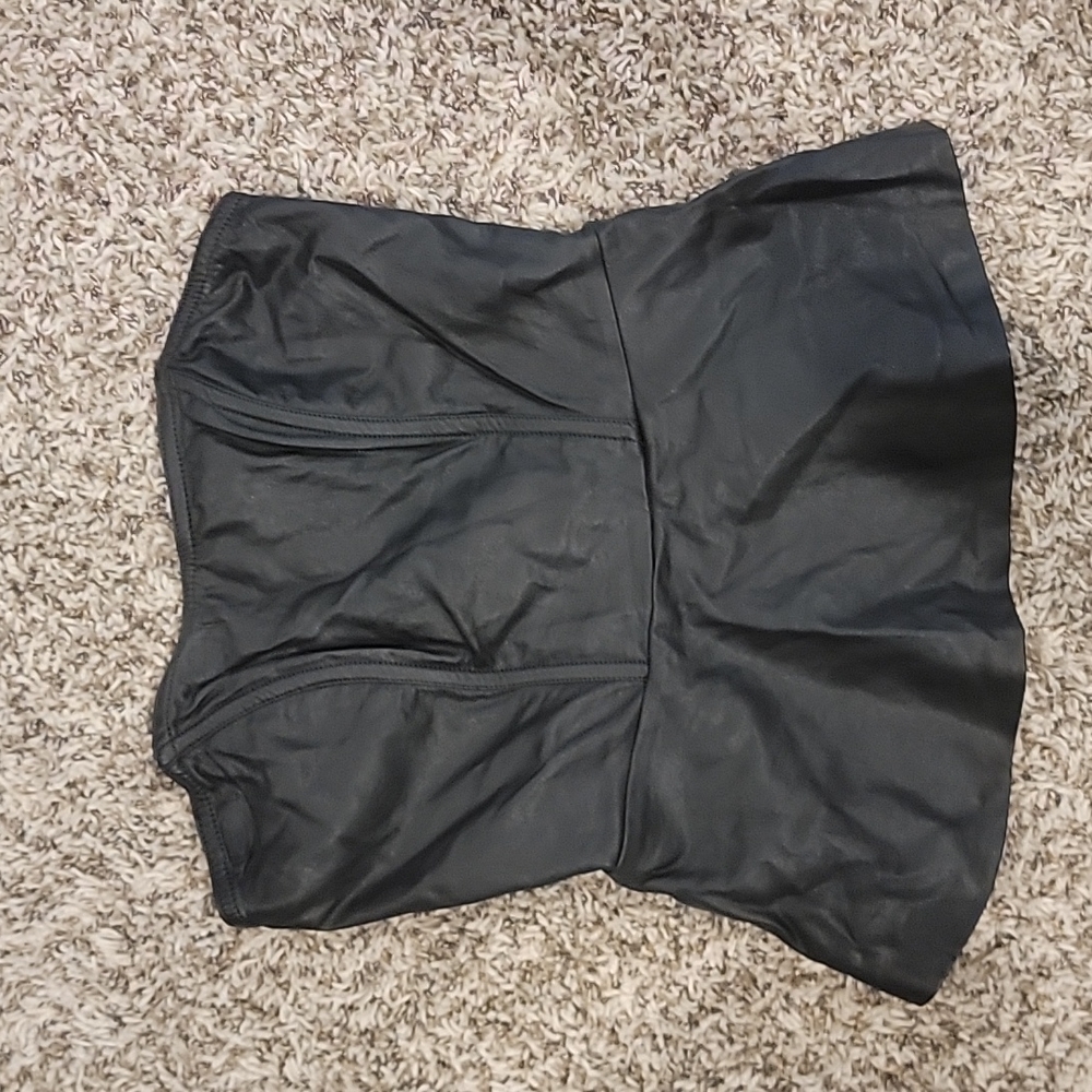Express small peplum black top